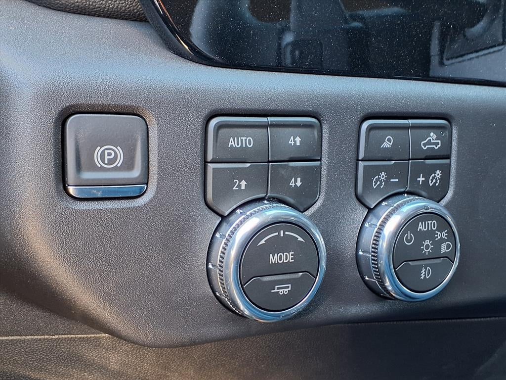 2026 GMC Sierra 1500 SLT Crew Cab Short Box 4WD