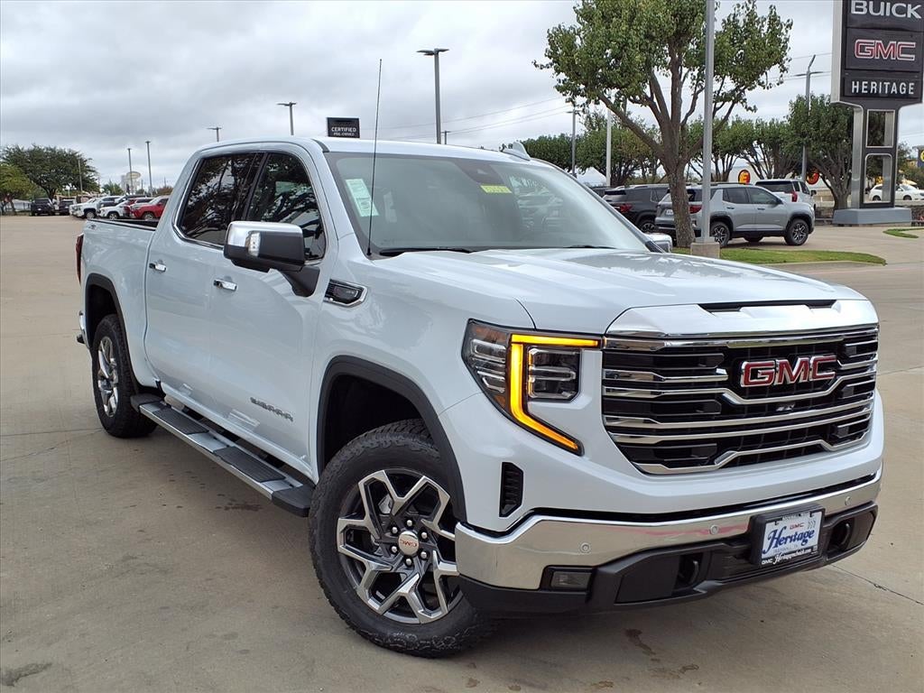 2026 GMC Sierra 1500 SLT Crew Cab Short Box 4WD