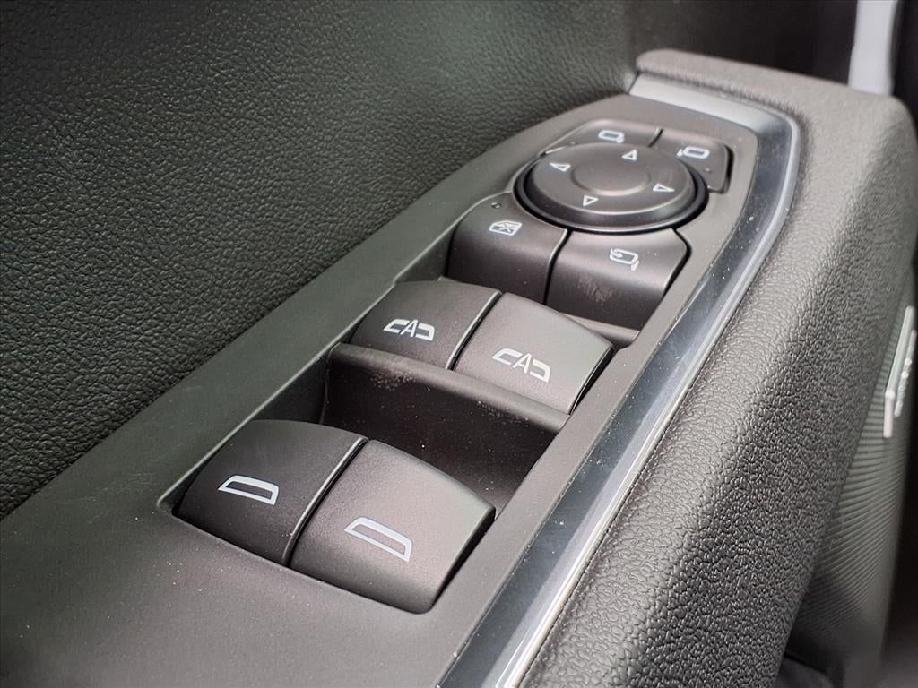 2026 GMC Sierra 1500 SLT Crew Cab Short Box 4WD