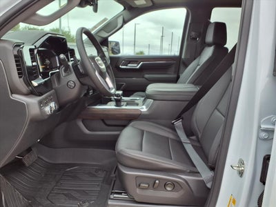 2026 GMC Sierra 1500 SLT Crew Cab Short Box 4WD