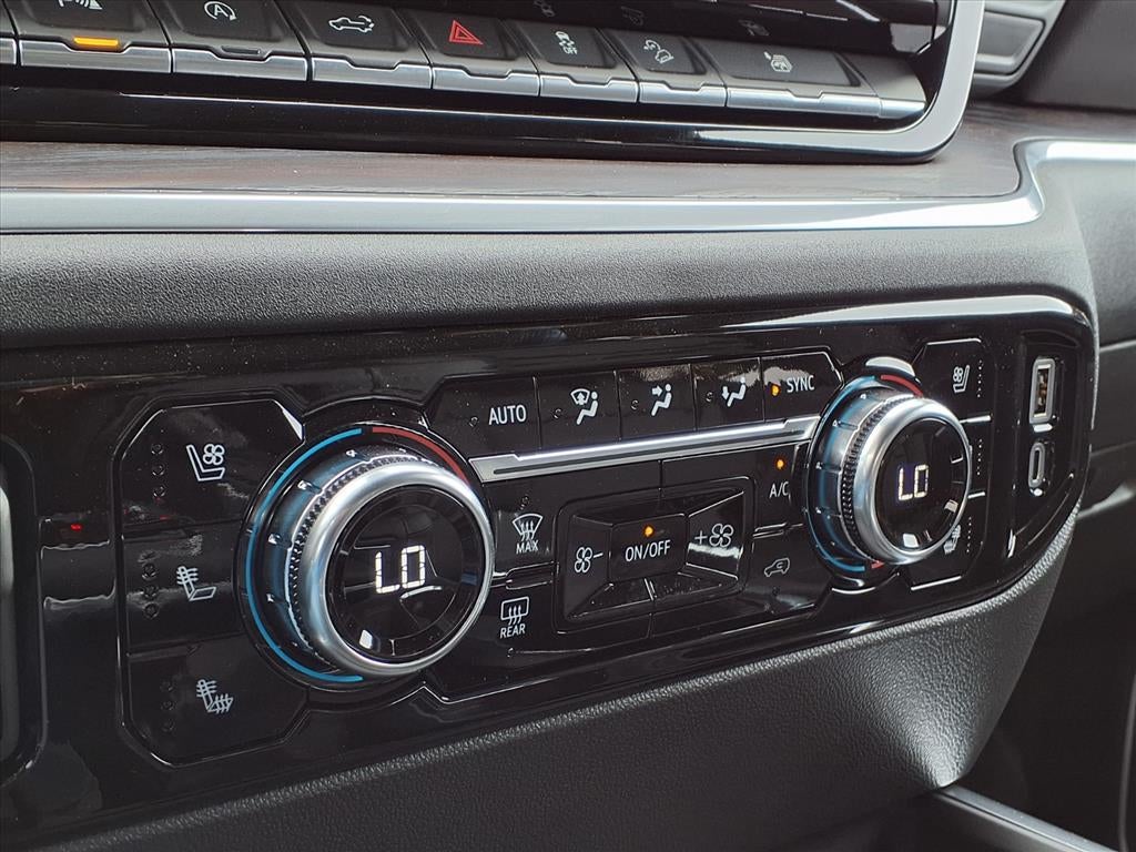 2026 GMC Sierra 1500 SLT Crew Cab Short Box 4WD