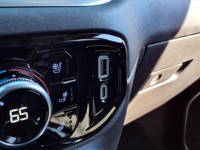 2026 GMC Sierra 1500 SLT Crew Cab Short Box 4WD