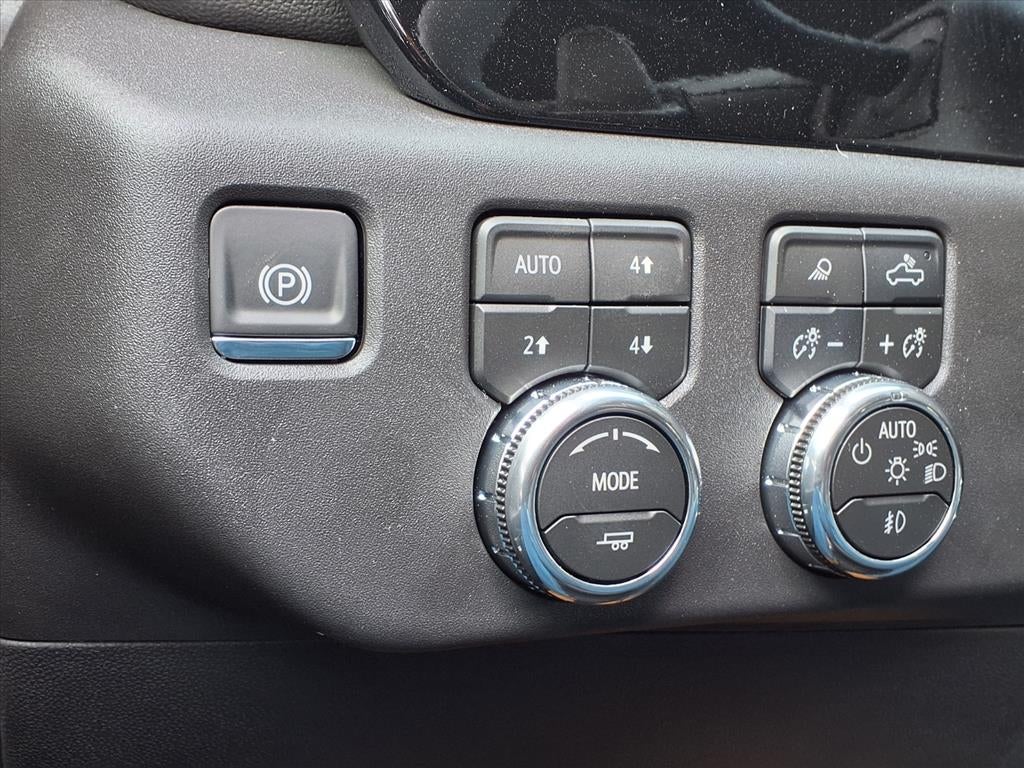 2026 GMC Sierra 1500 SLT Crew Cab Short Box 4WD