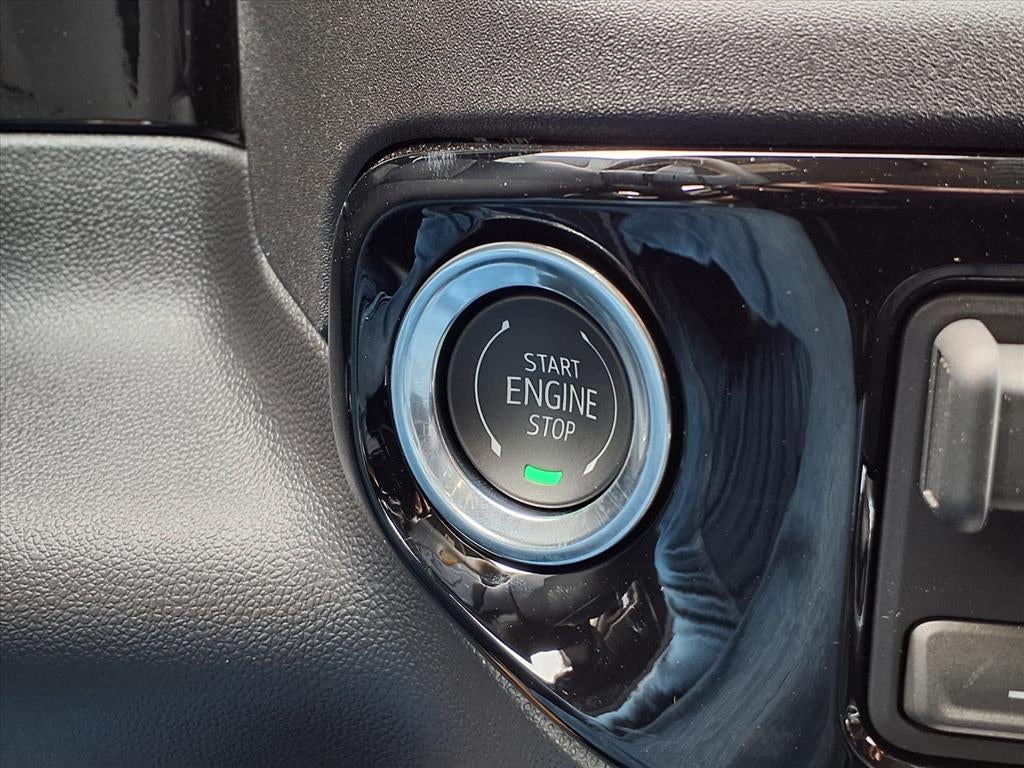 2026 GMC Sierra 1500 SLT Crew Cab Short Box 4WD