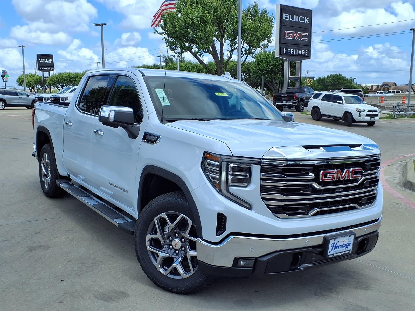 2026 GMC Sierra 1500 SLT Crew Cab Short Box 4WD