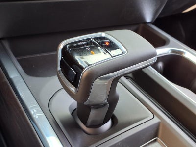 2026 GMC Sierra 1500 SLT Crew Cab Short Box 4WD