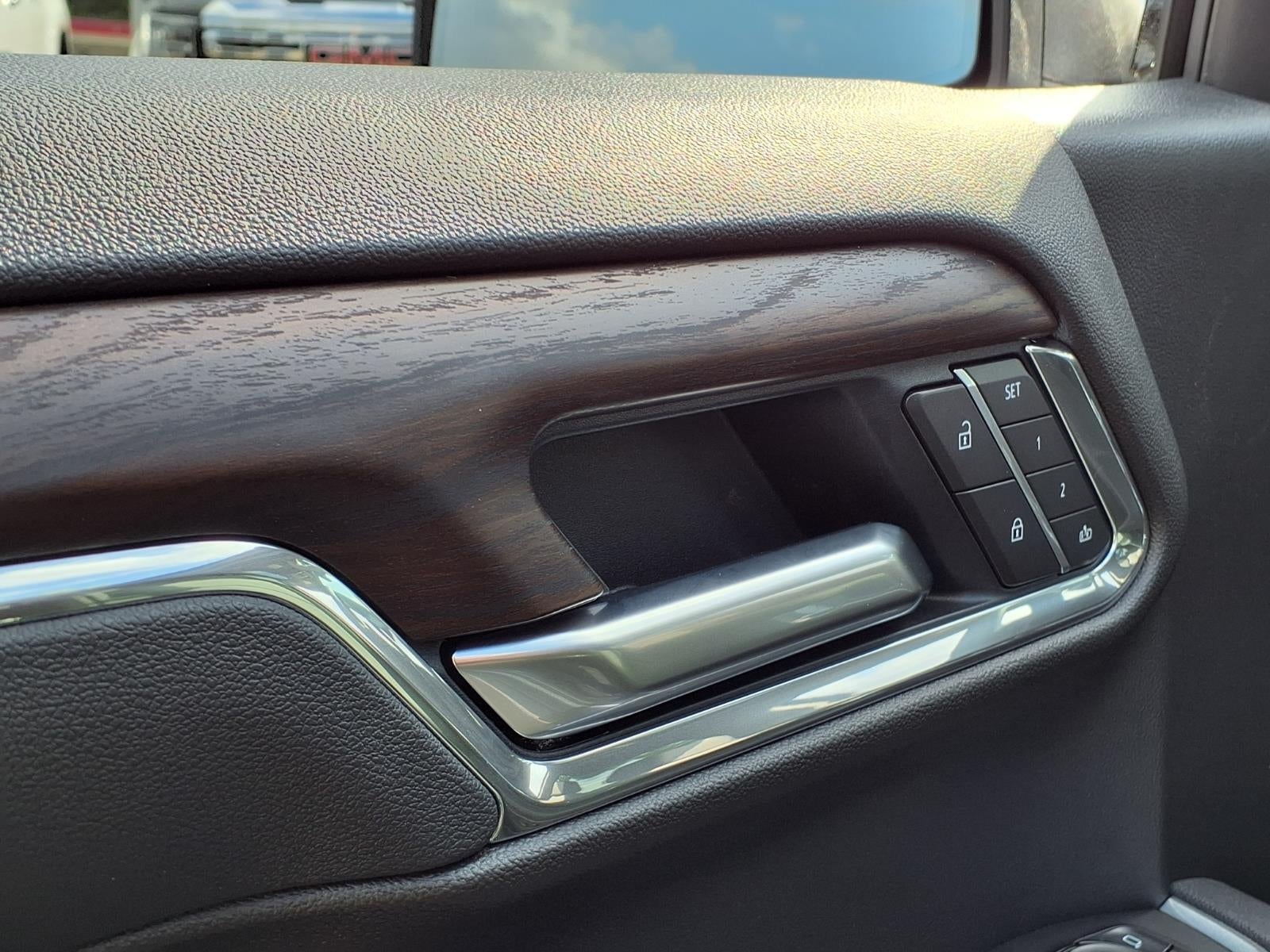 2026 GMC Sierra 1500 SLT Crew Cab Short Box 4WD