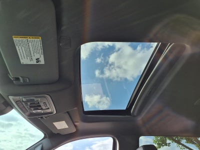 2026 GMC Sierra 1500 SLT Crew Cab Short Box 4WD