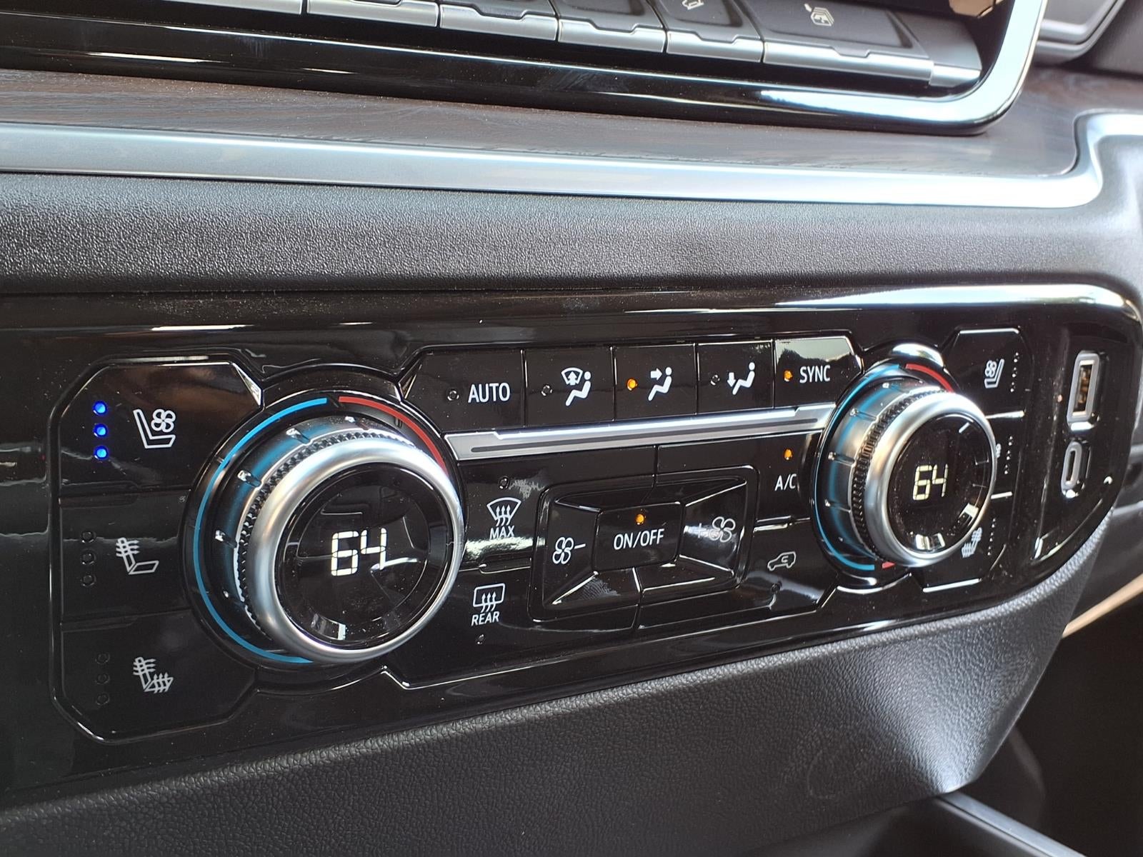 2026 GMC Sierra 1500 SLT Crew Cab Short Box 4WD