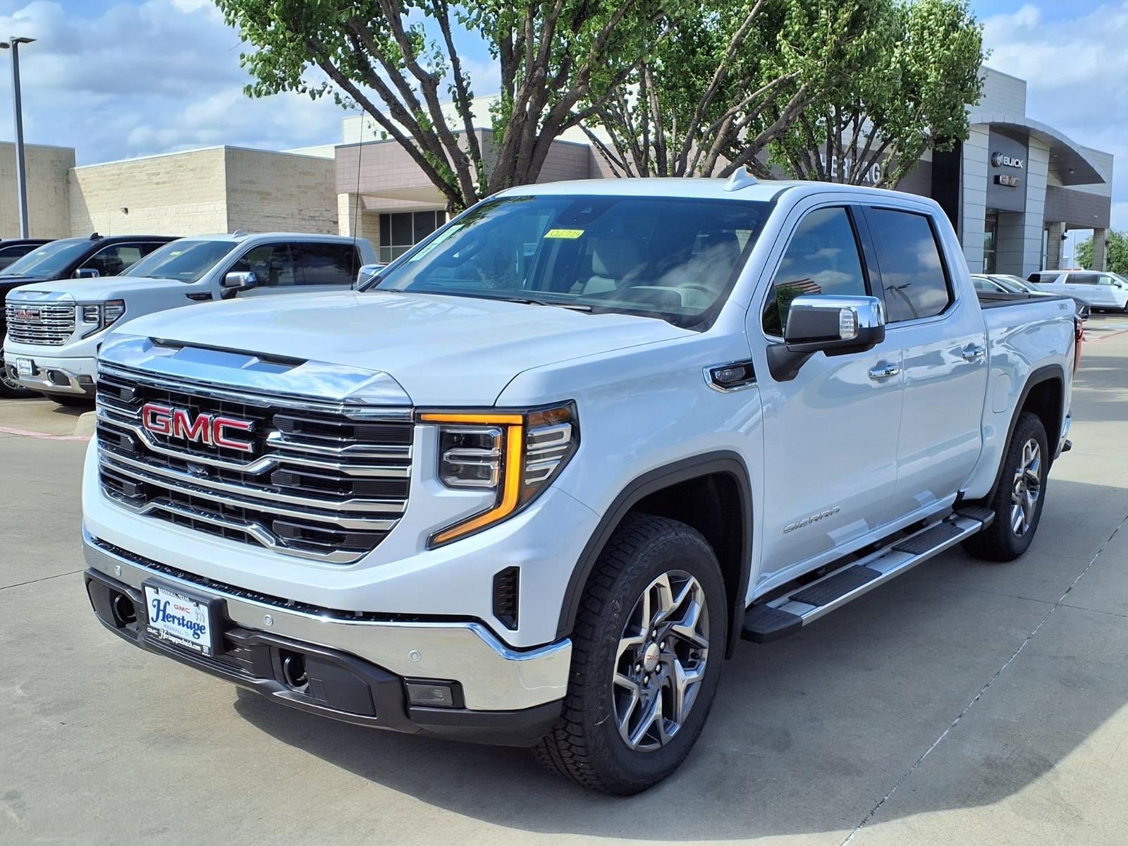 2026 GMC Sierra 1500 SLT Crew Cab Short Box 4WD