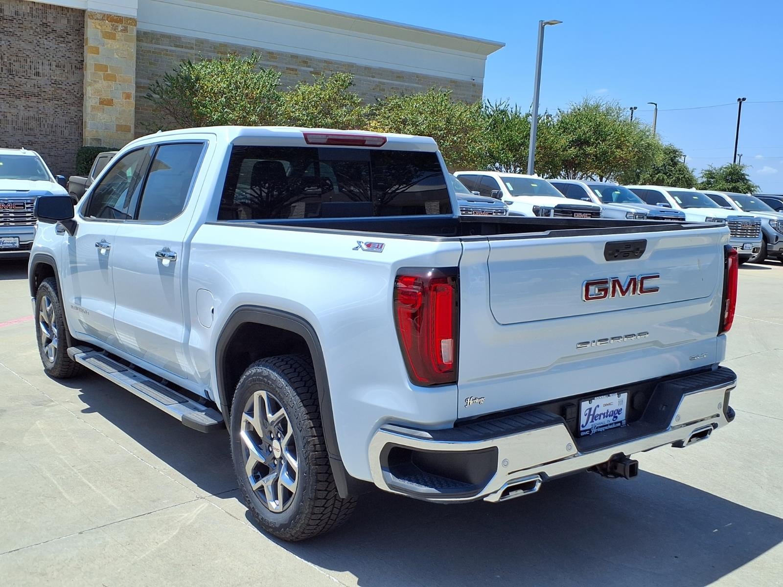 2026 GMC Sierra 1500 SLT Crew Cab Short Box 4WD