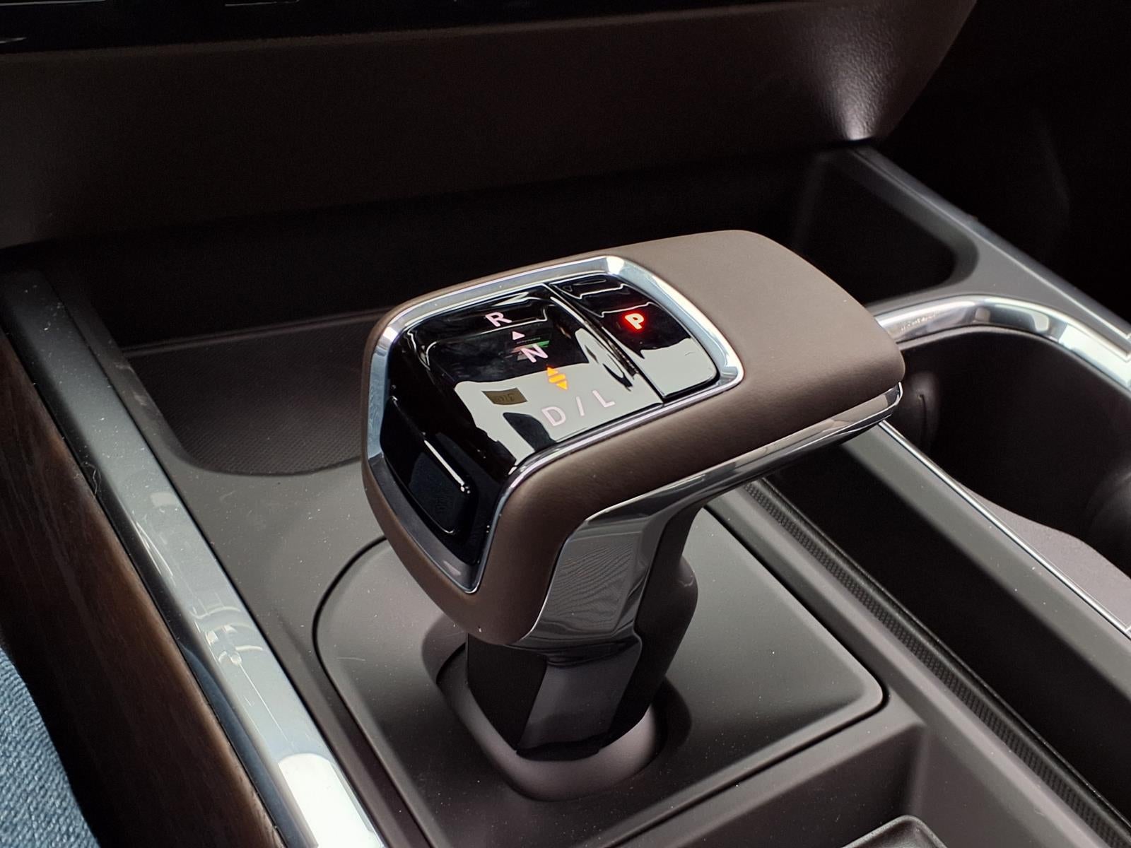2026 GMC Sierra 1500 SLT Crew Cab Short Box 4WD