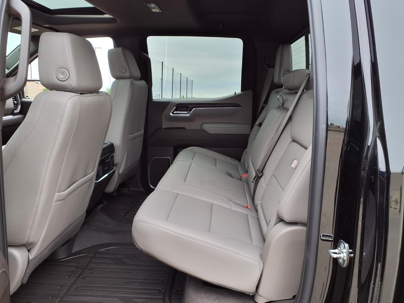2026 GMC Sierra 1500 SLT Crew Cab Short Box 4WD