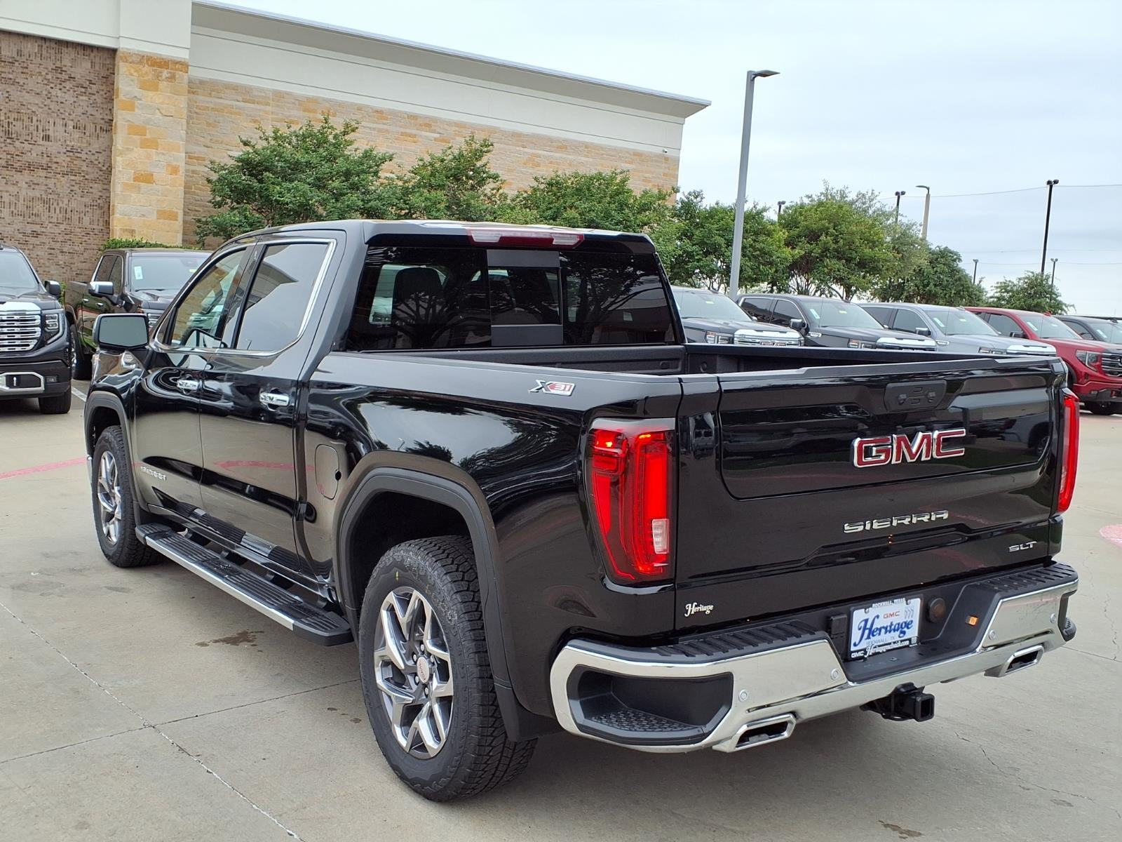 2026 GMC Sierra 1500 SLT Crew Cab Short Box 4WD