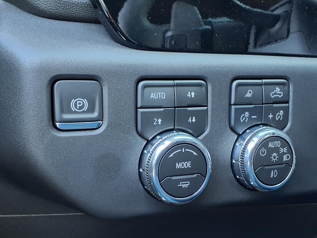 2026 GMC Sierra 1500 SLT Crew Cab Short Box 4WD