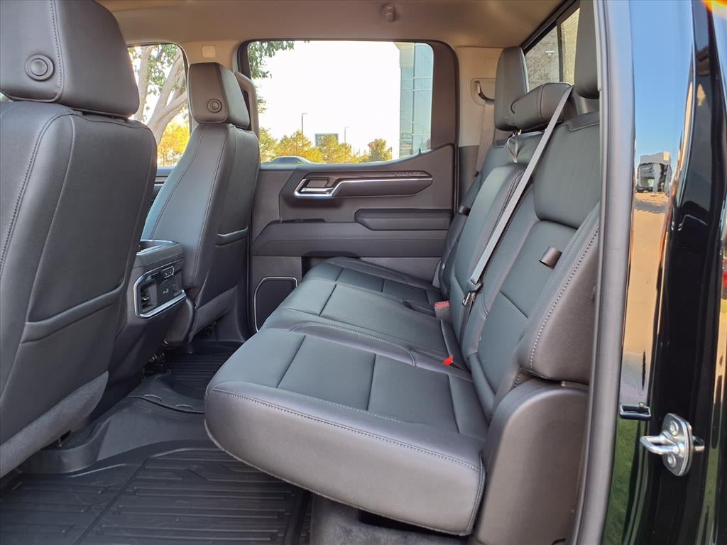 2026 GMC Sierra 1500 SLT Crew Cab Short Box 4WD