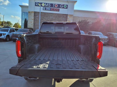 2026 GMC Sierra 1500 SLT Crew Cab Short Box 4WD