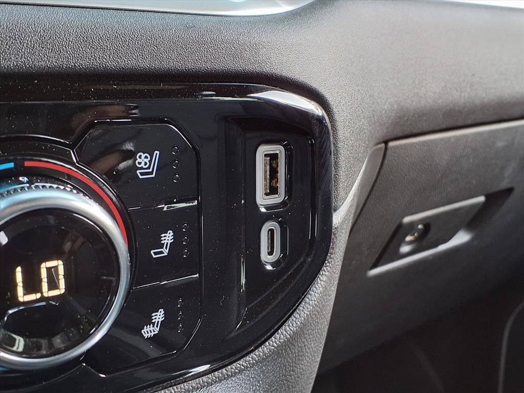 2026 GMC Sierra 1500 SLT Crew Cab Short Box 4WD