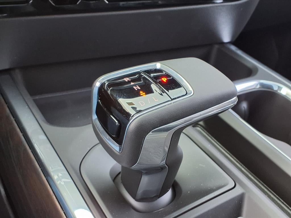 2026 GMC Sierra 1500 SLT Crew Cab Short Box 4WD