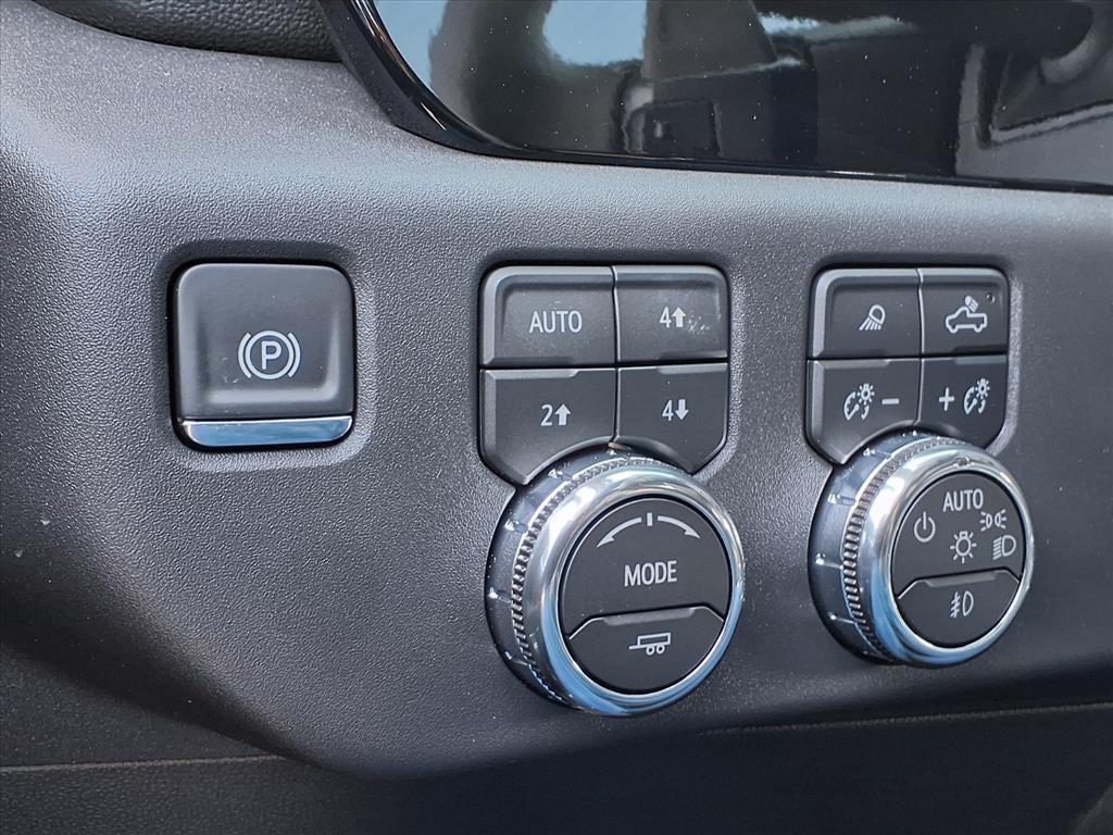 2026 GMC Sierra 1500 SLT Crew Cab Short Box 4WD