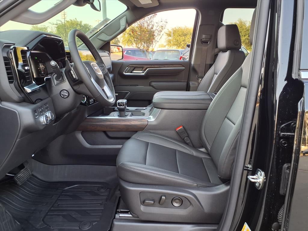 2026 GMC Sierra 1500 SLT Crew Cab Short Box 4WD