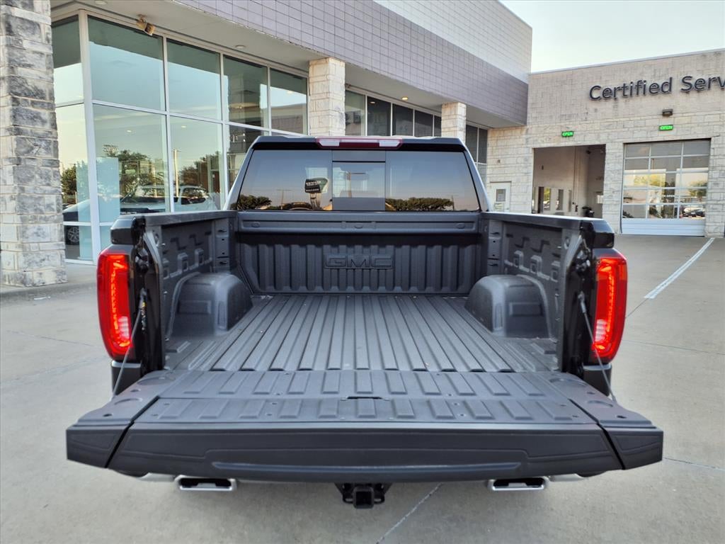 2026 GMC Sierra 1500 SLT Crew Cab Short Box 4WD
