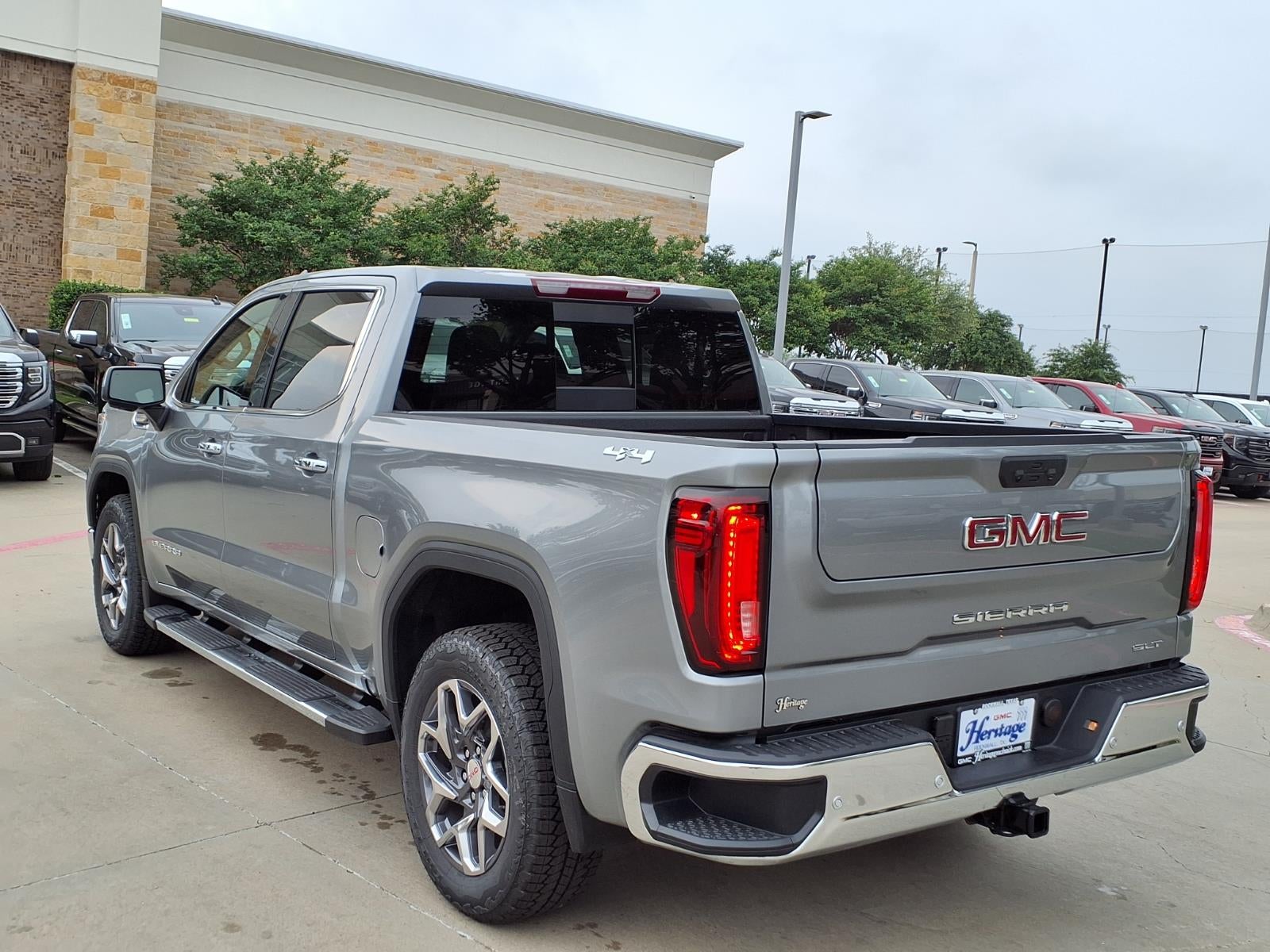 2026 GMC Sierra 1500 SLT Crew Cab Short Box 4WD