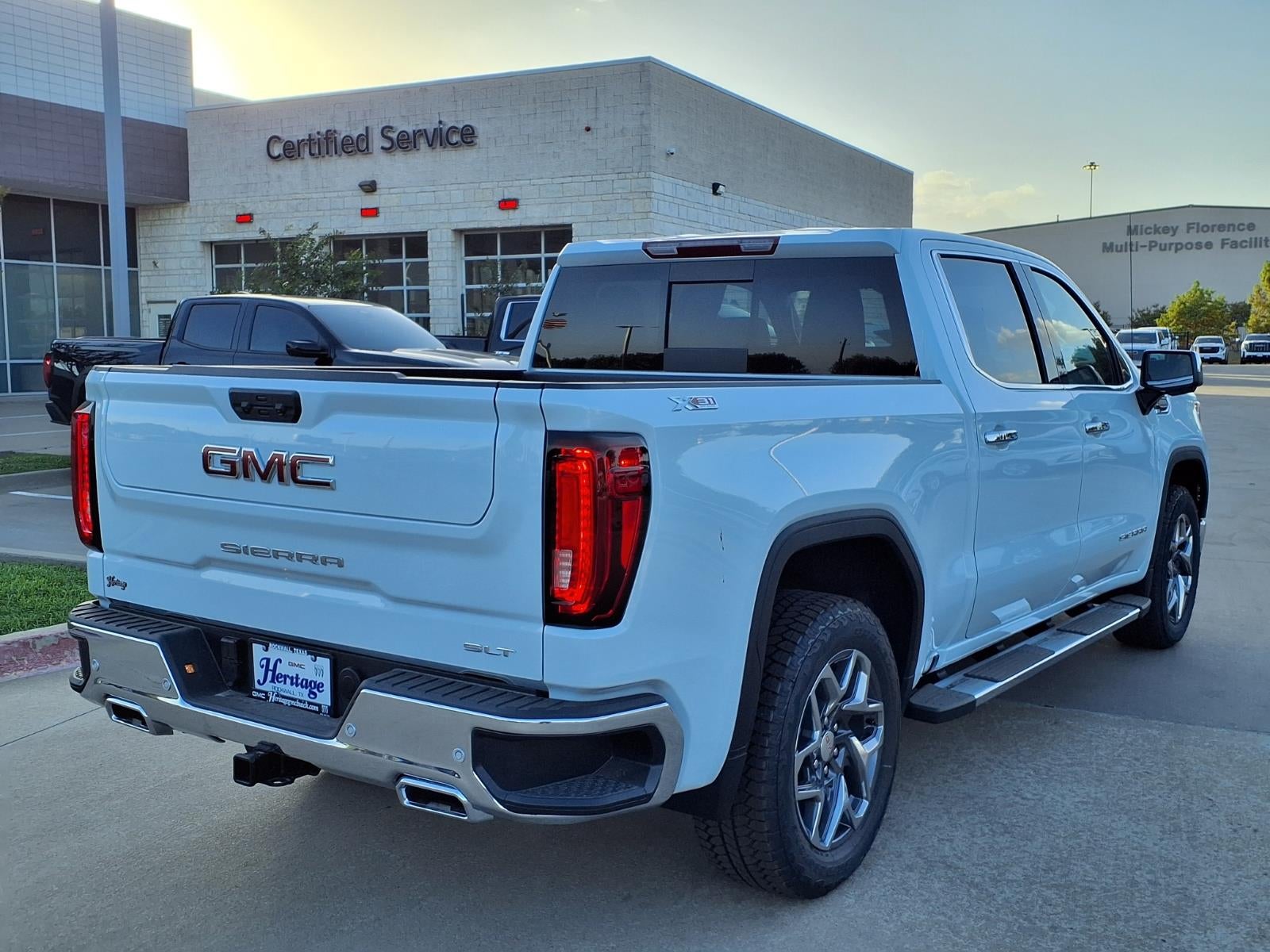 2026 GMC Sierra 1500 SLT Crew Cab Short Box 4WD