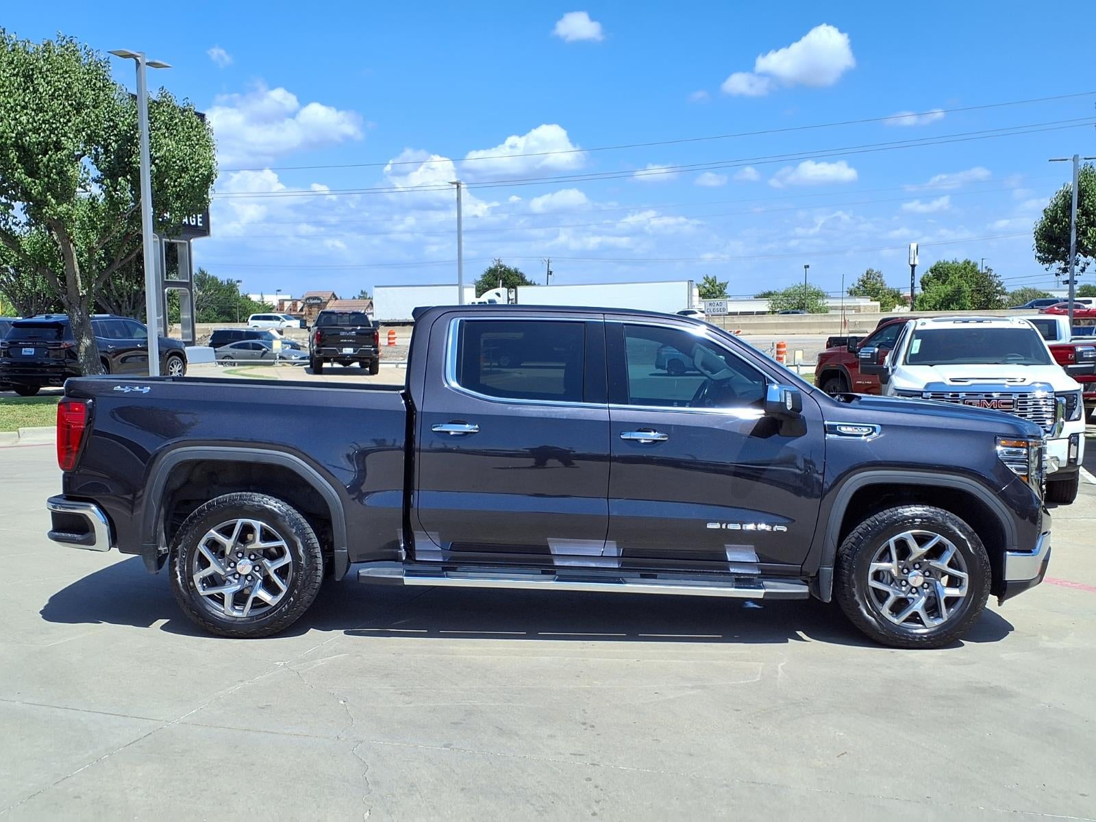 2022 GMC Sierra 1500 SLT
