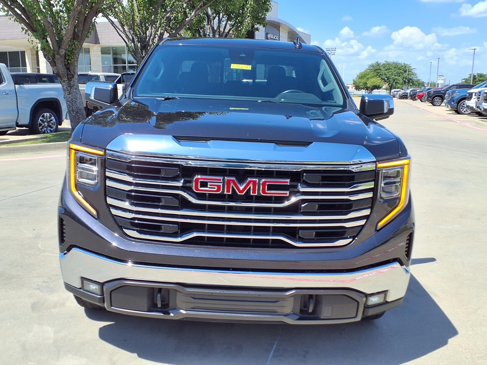 2022 GMC Sierra 1500 SLT