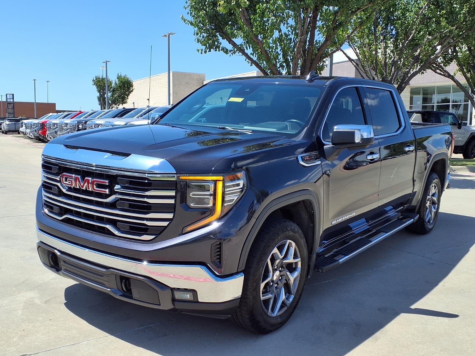 2022 GMC Sierra 1500 SLT