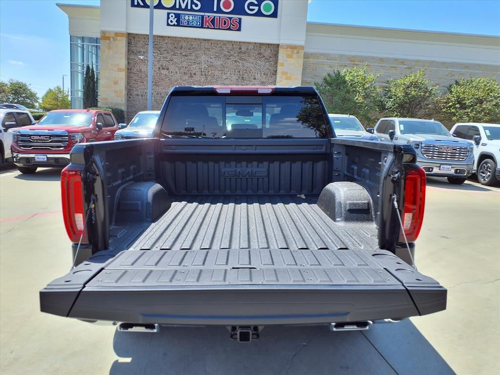 2026 GMC Sierra 1500 SLT Crew Cab Short Box 4WD