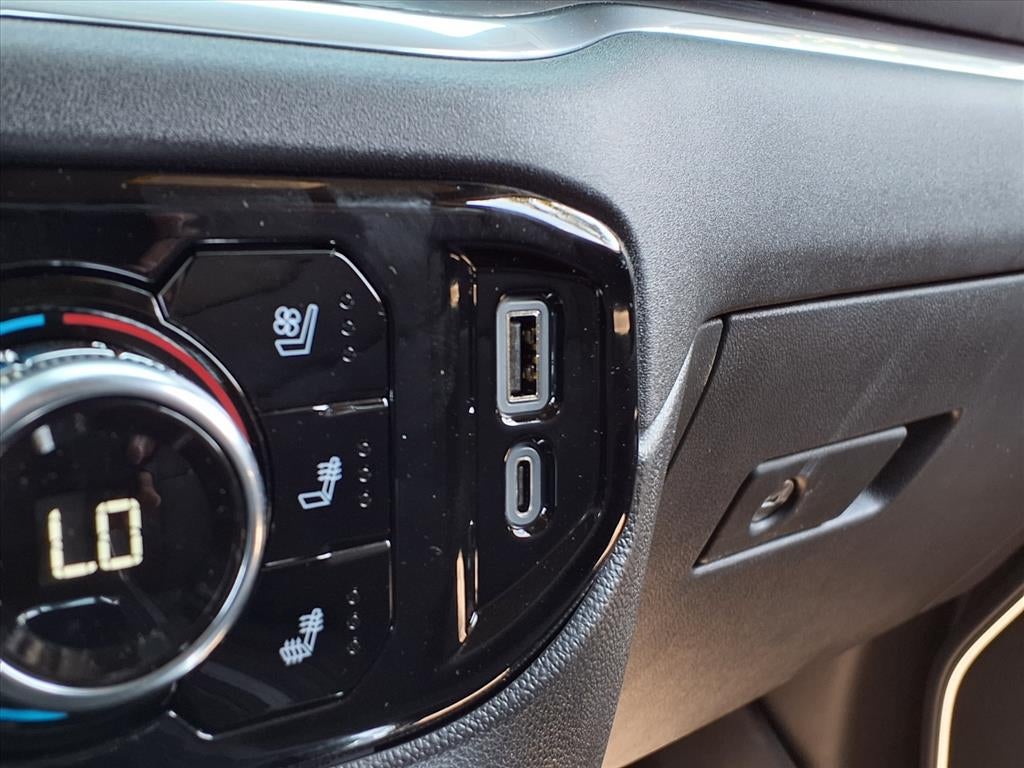 2026 GMC Sierra 1500 SLT Crew Cab Short Box 4WD