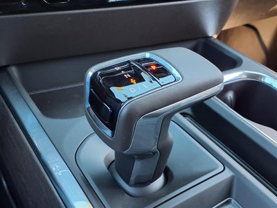 2026 GMC Sierra 1500 SLT Crew Cab Short Box 4WD