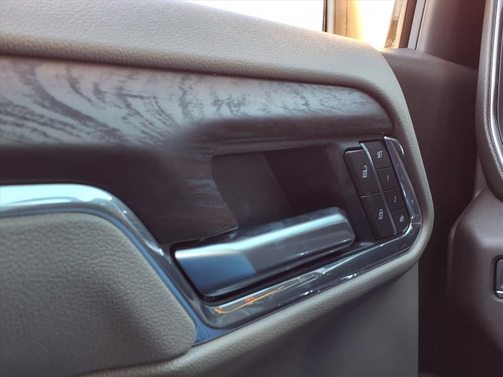 2026 GMC Sierra 1500 SLT Crew Cab Short Box 4WD