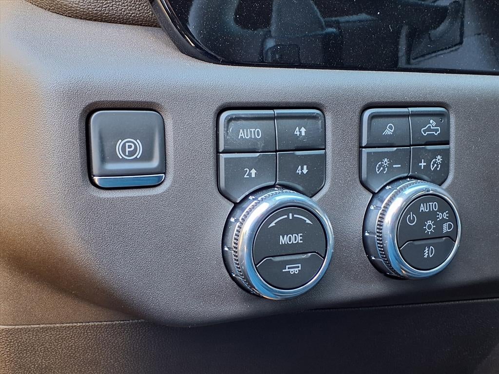 2026 GMC Sierra 1500 SLT Crew Cab Short Box 4WD