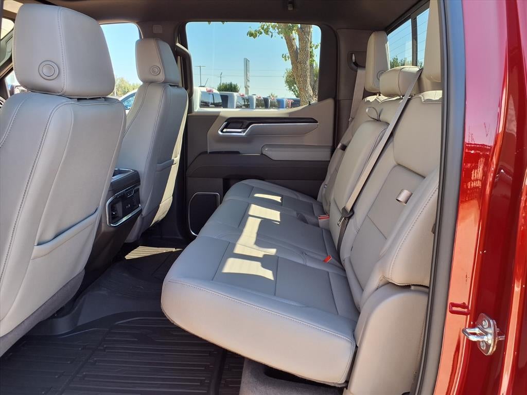 2026 GMC Sierra 1500 SLT Crew Cab Short Box 4WD