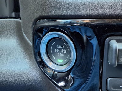 2026 GMC Sierra 1500 SLT Crew Cab Short Box 4WD