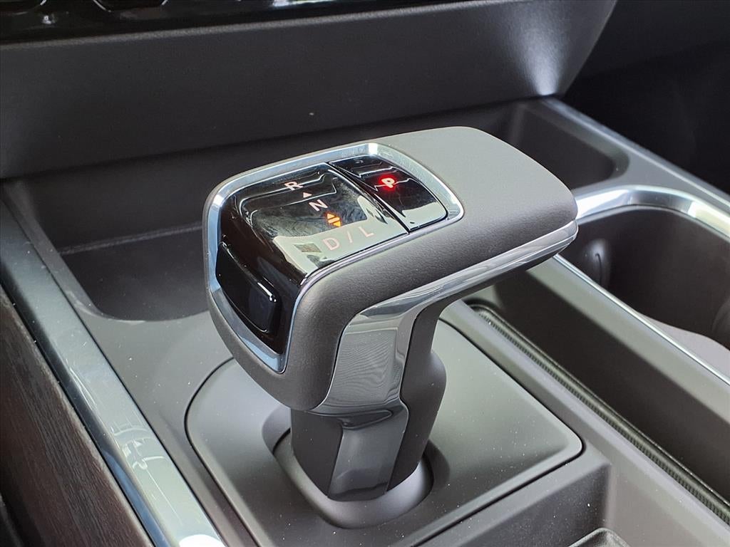 2026 GMC Sierra 1500 SLT Crew Cab Short Box 4WD