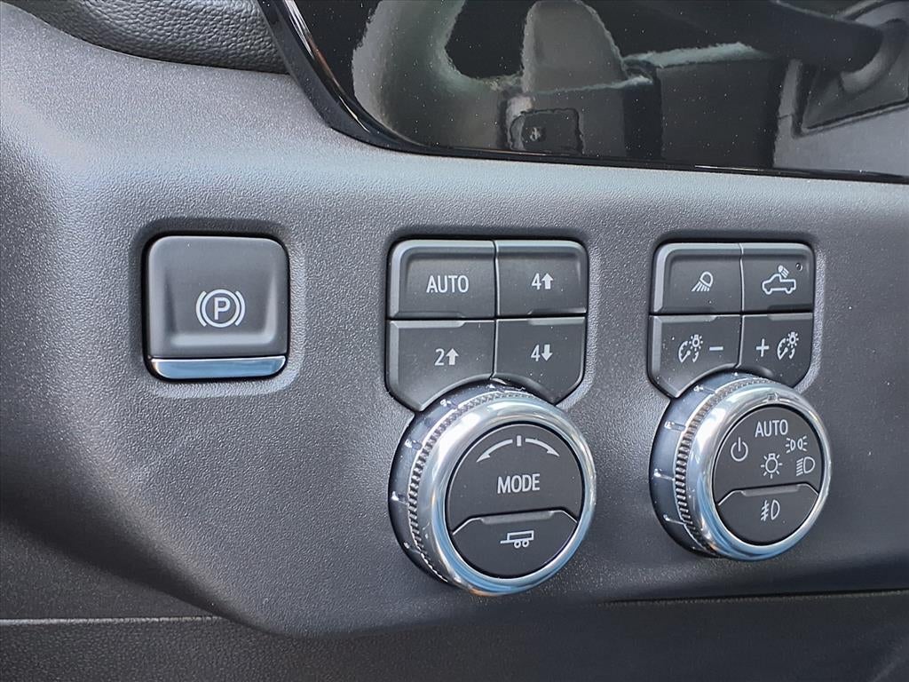 2026 GMC Sierra 1500 SLT Crew Cab Short Box 4WD