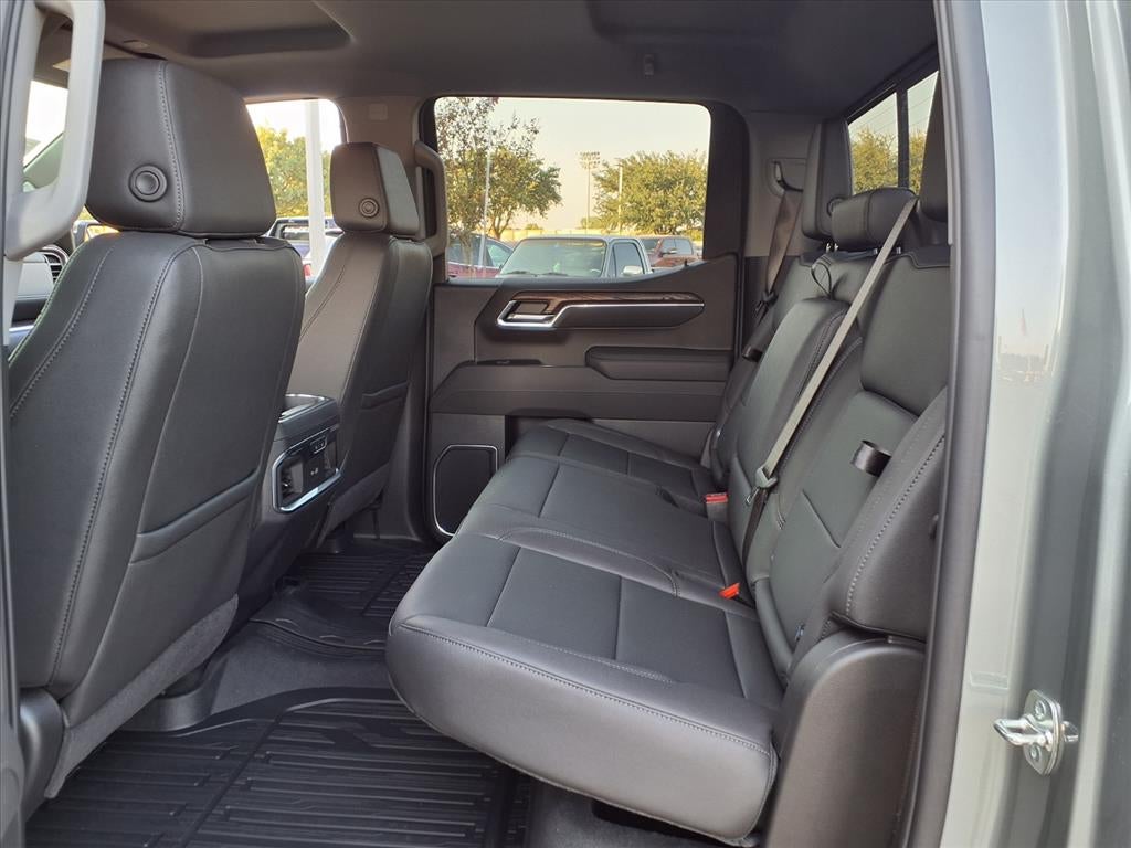 2026 GMC Sierra 1500 SLT Crew Cab Short Box 4WD