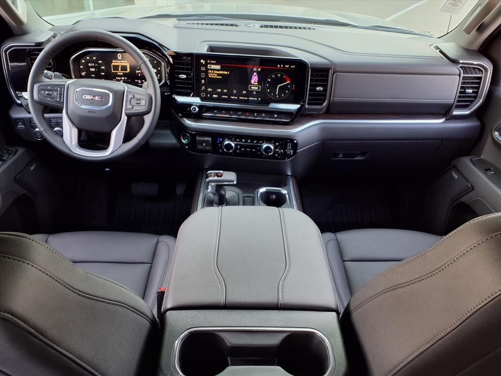 2026 GMC Sierra 1500 SLT Crew Cab Short Box 4WD