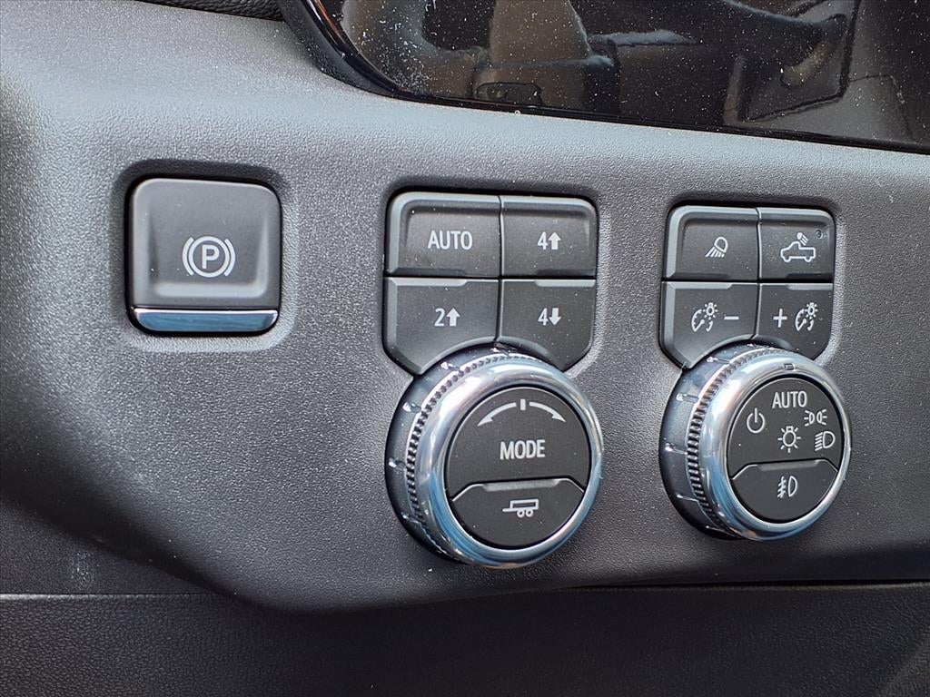 2026 GMC Sierra 1500 SLT Crew Cab Short Box 4WD