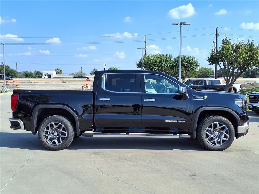2026 GMC Sierra 1500 SLT Crew Cab Short Box 4WD