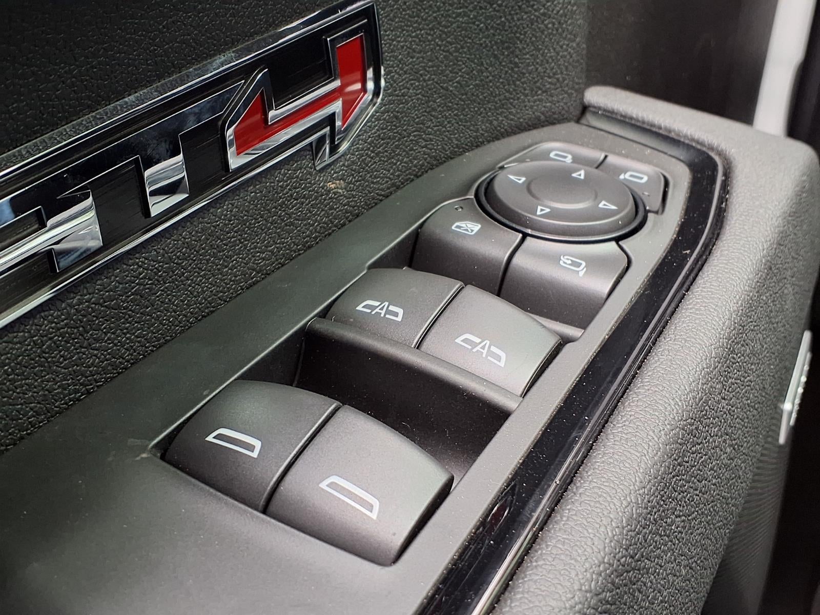 2026 GMC Sierra 1500 AT4 Crew Cab Short Box 4WD