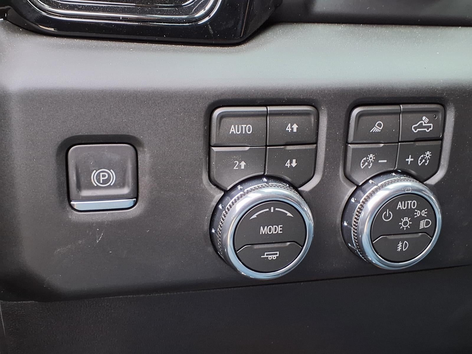 2026 GMC Sierra 1500 AT4 Crew Cab Short Box 4WD