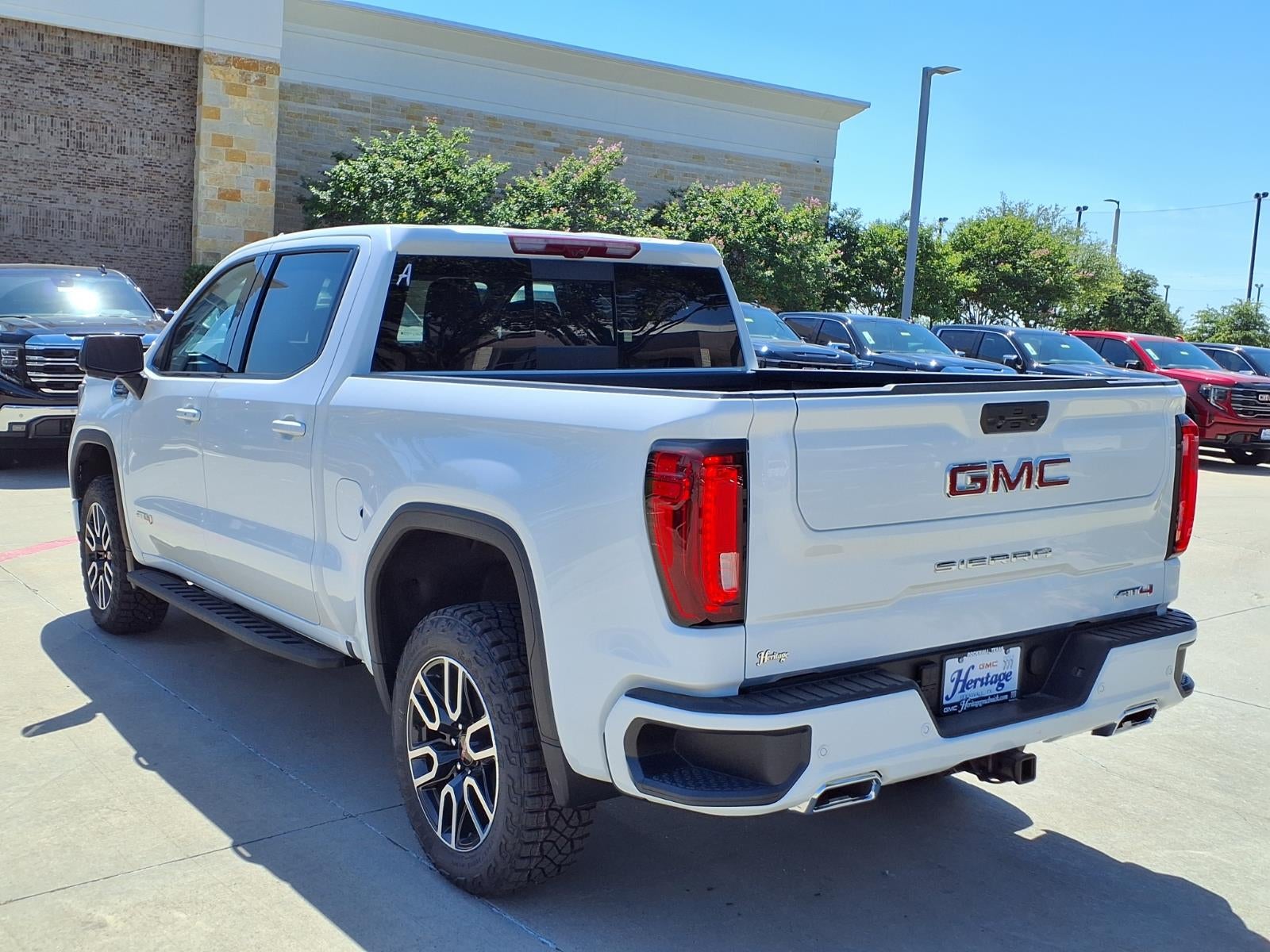 2026 GMC Sierra 1500 AT4 Crew Cab Short Box 4WD