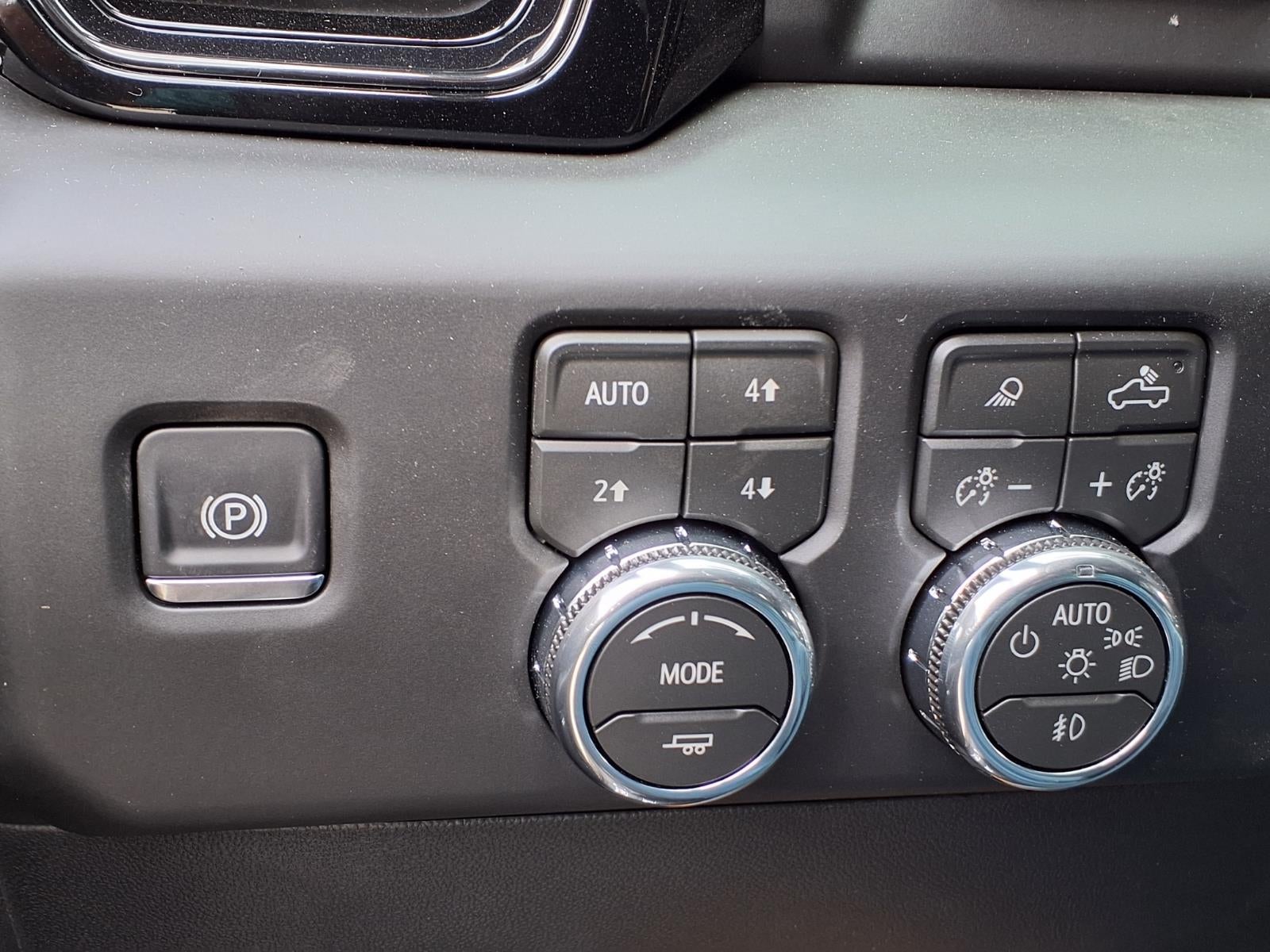 2026 GMC Sierra 1500 AT4 Crew Cab Short Box 4WD