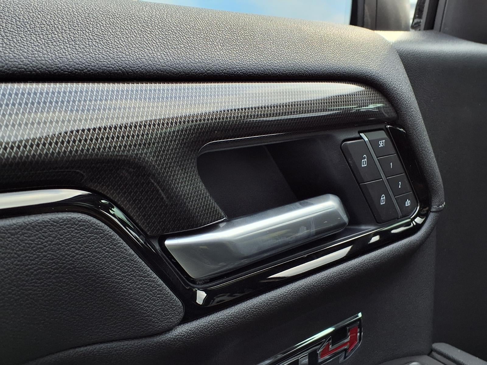 2026 GMC Sierra 1500 AT4 Crew Cab Short Box 4WD