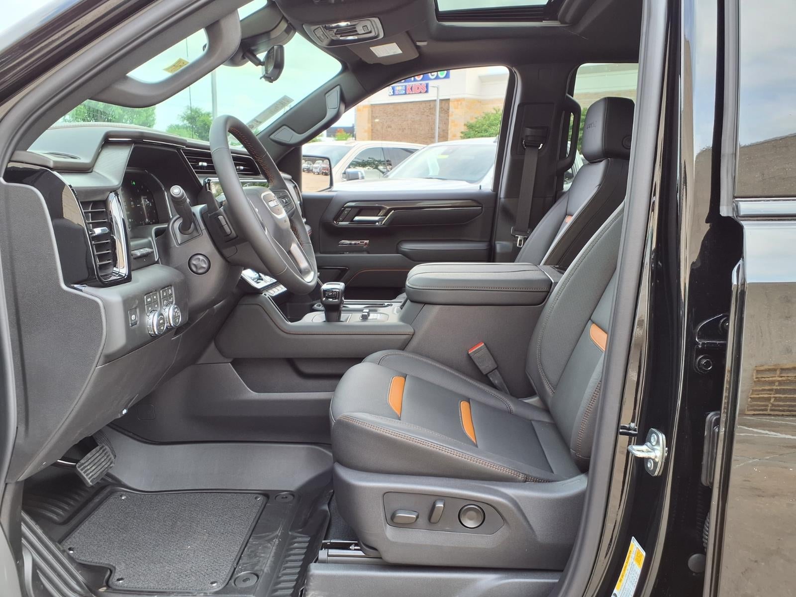 2026 GMC Sierra 1500 AT4 Crew Cab Short Box 4WD